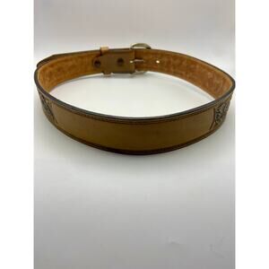 New vintage western name belt- tooled leather size 30- silver snap on buckle